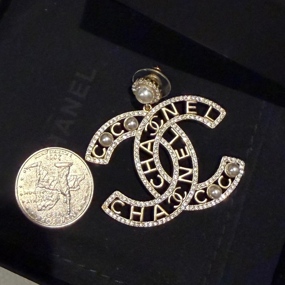 Earrings - Picture 7 of 7